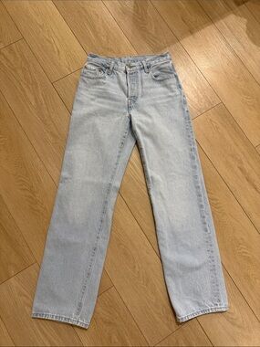 Levi’s Light Wash Jeans
